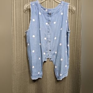 Juniors/Women's M Denim, Polk a Dot sleeveless shirt Hi/low ragged edge.